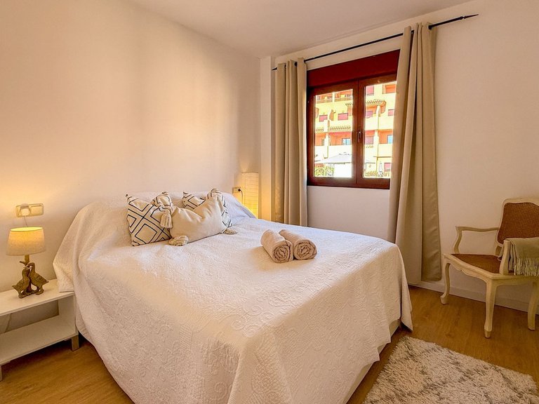 Apartment for Sale in El Paraiso, Malaga 22