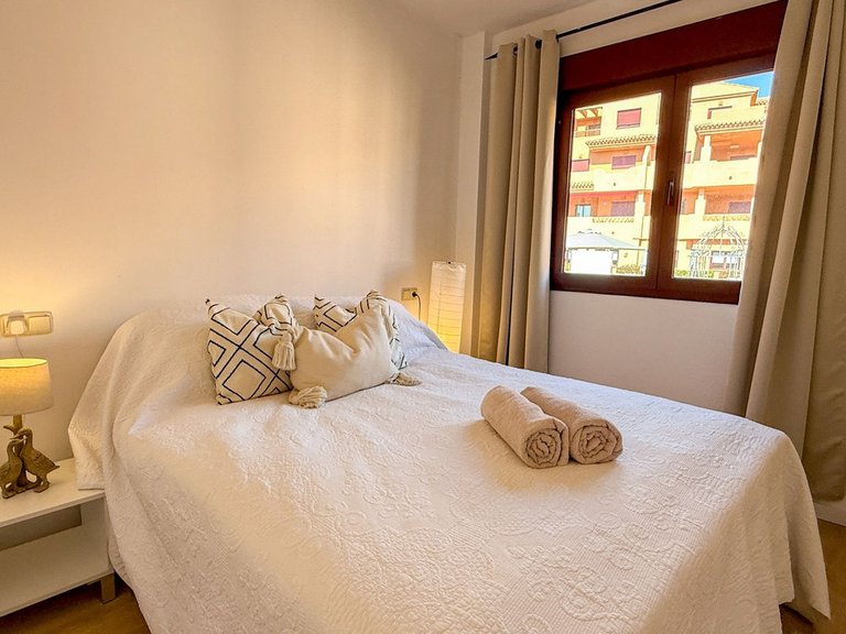 Apartment for Sale in El Paraiso, Malaga 4