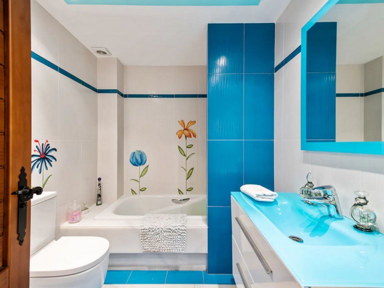 Villa for Sale in Estepona, Malaga 17