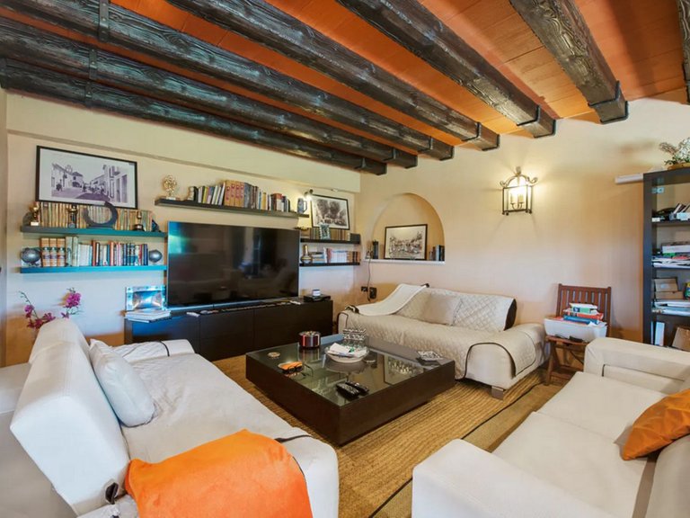 Villa for Sale in Estepona, Malaga 21