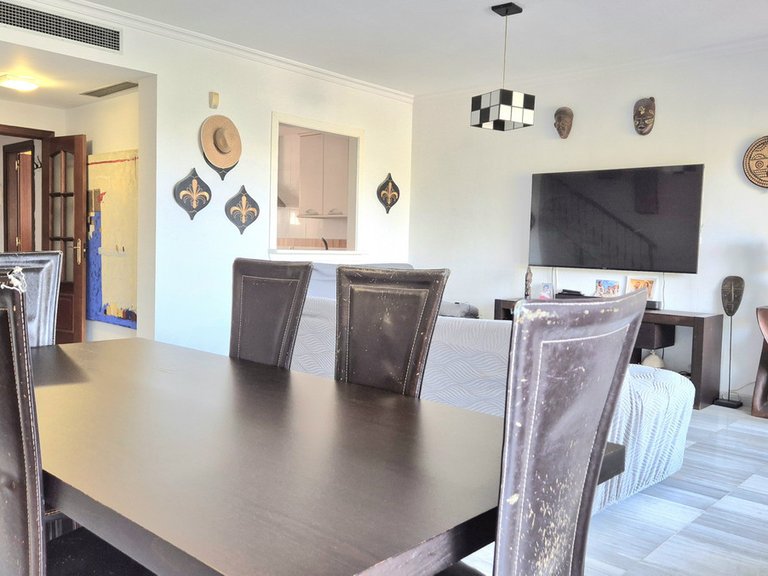 Villa for Sale in Alhaurin Golf, Malaga 10