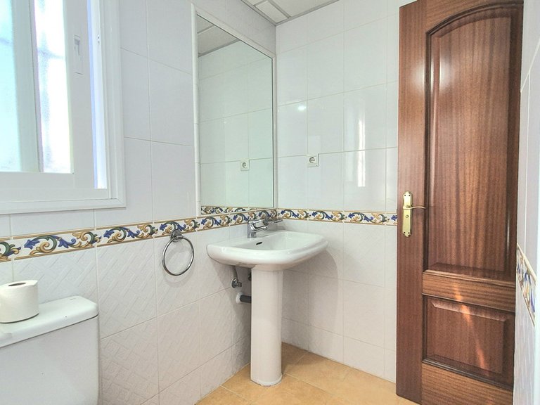 Villa for Sale in Alhaurin Golf, Malaga 17