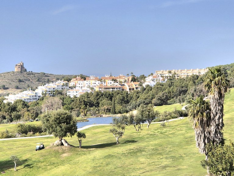 Villa for Sale in Alhaurin Golf, Malaga 23