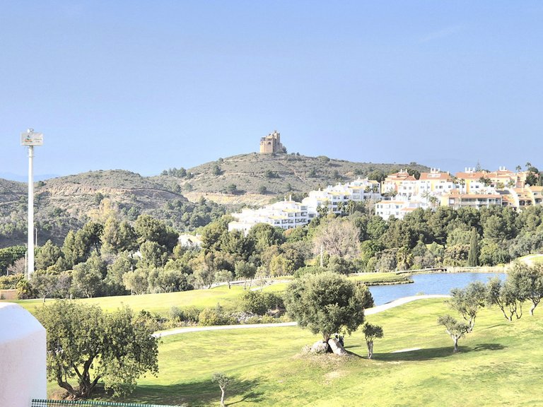 Villa for Sale in Alhaurin Golf, Malaga 33