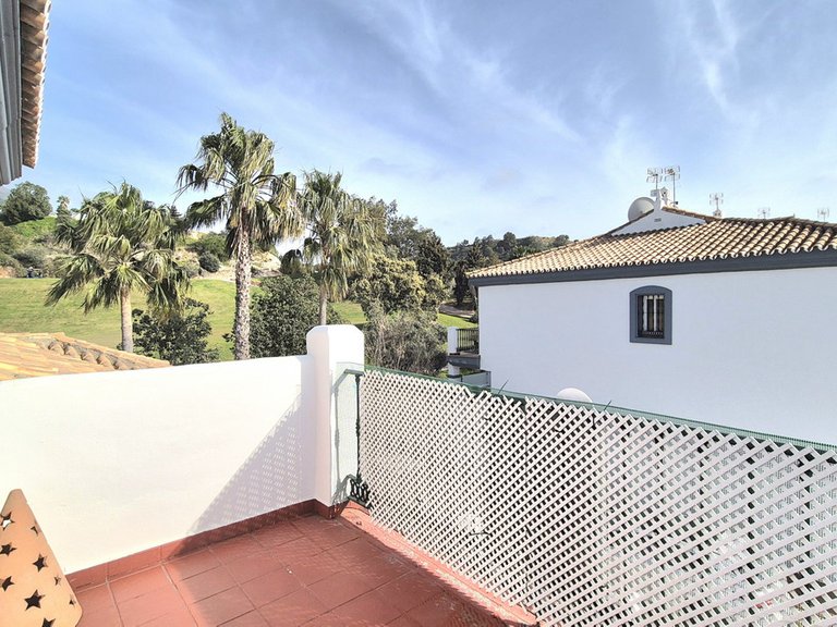 Villa for Sale in Alhaurin Golf, Malaga 36