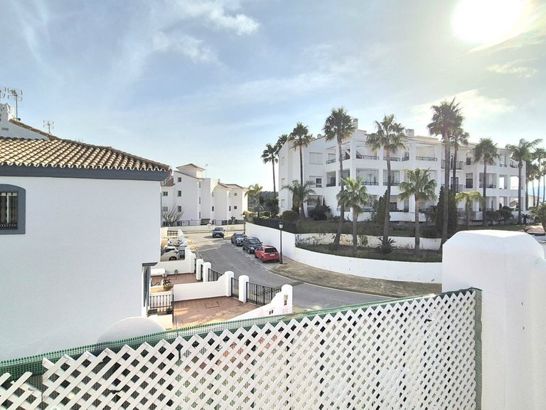 Villa for Sale in Alhaurin Golf, Malaga 38