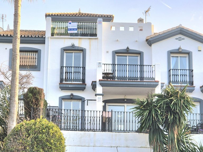Villa for Sale in Alhaurin Golf, Malaga 40