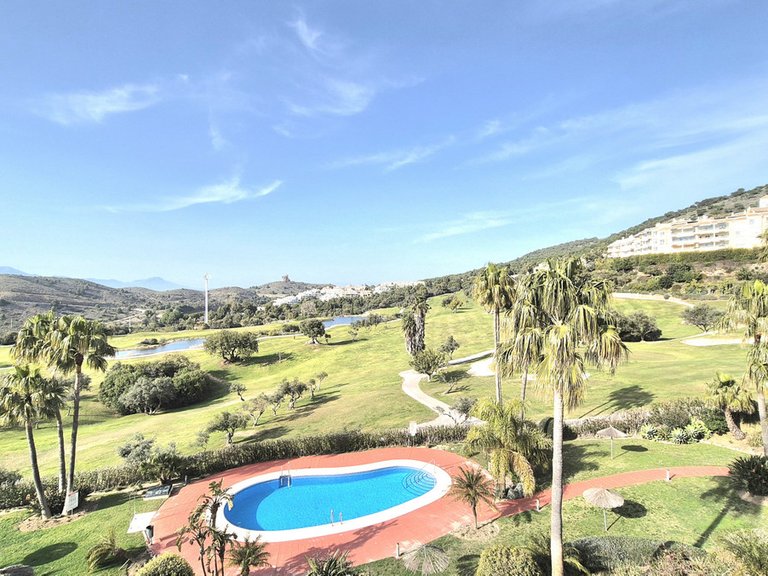 Villa for Sale in Alhaurin Golf, Malaga 46