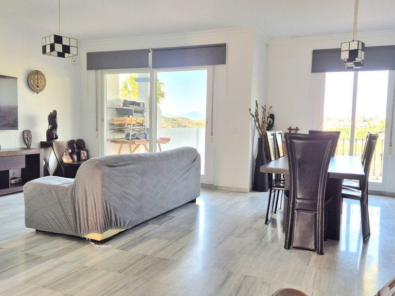 Villa for Sale in Alhaurin Golf, Malaga 8