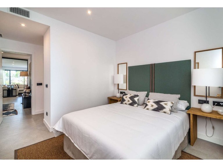 Penthouse for Sale in Costa del Sol Estepona, Malaga 15