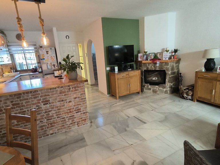 Villa for Sale in Cerros Del Aguila, Malaga 8