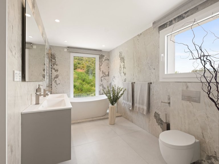 Villa for Sale in La Mairena, Malaga 10