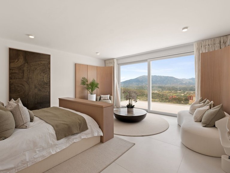 Villa for Sale in La Mairena, Malaga 34