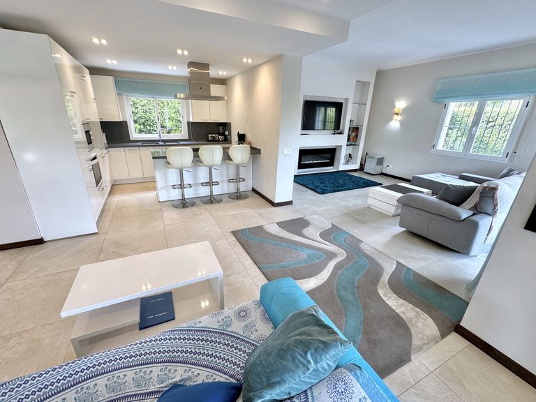 Villa for Sale in Nueva Andalucía, Malaga 7