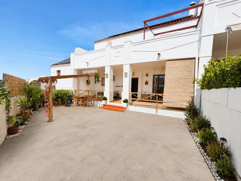 Villa for Sale in Casares Playa, Malaga 1