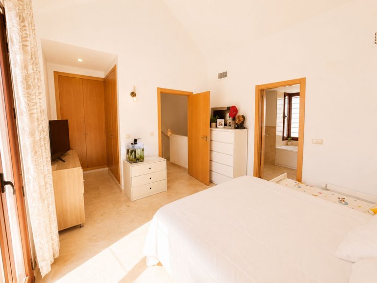 Villa for Sale in Casares Playa, Malaga 14