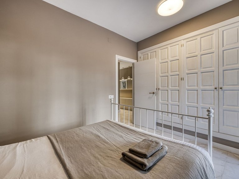 Apartment for Sale in Puerto Banús, Malaga 17