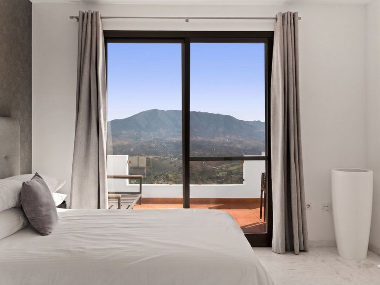 Apartment for Sale in La Mairena, Malaga 27