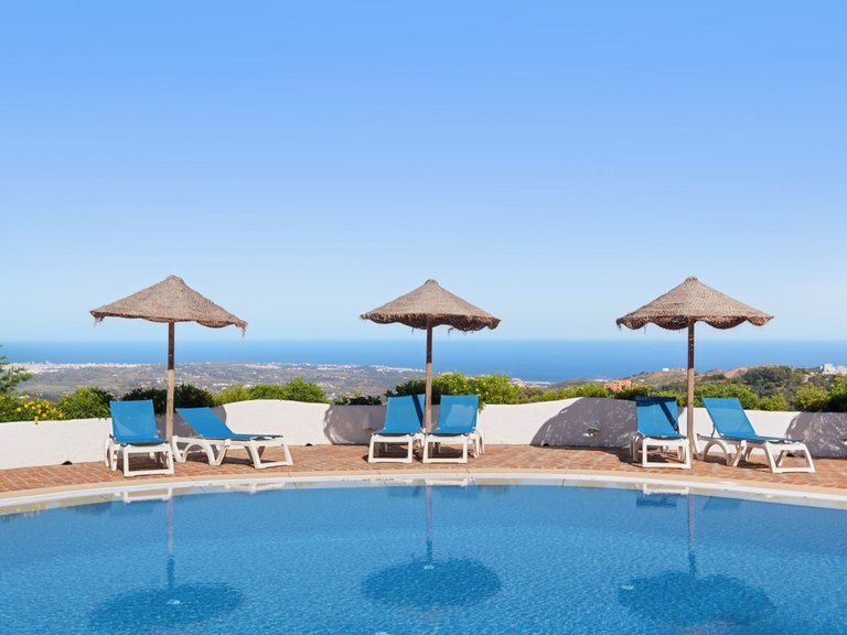 Apartment for Sale in La Mairena, Malaga 44