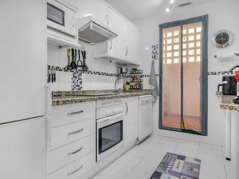 Apartment for Sale in Torrequebrada, Malaga 11