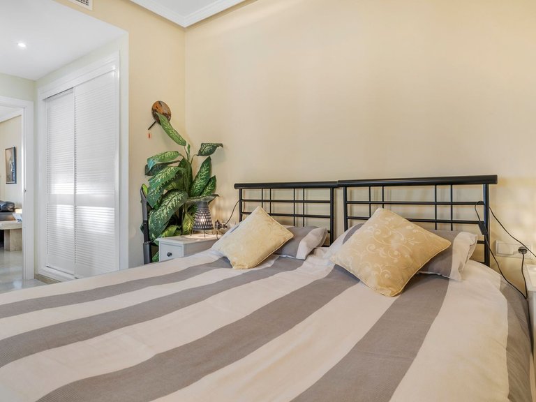 Apartment for Sale in Torrequebrada, Malaga 16