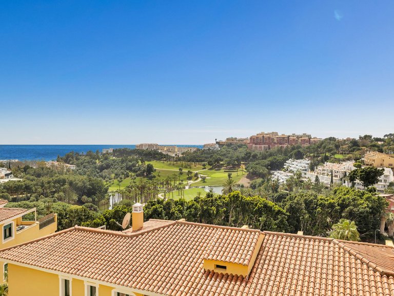 Apartment for Sale in Torrequebrada, Malaga 21