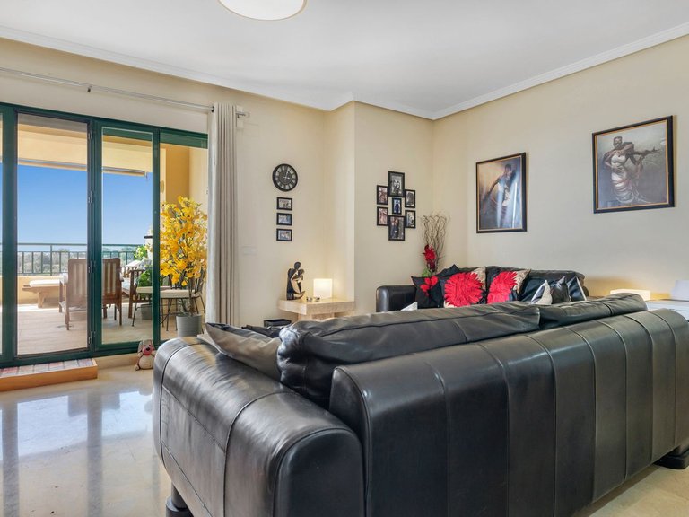 Apartment for Sale in Torrequebrada, Malaga 8