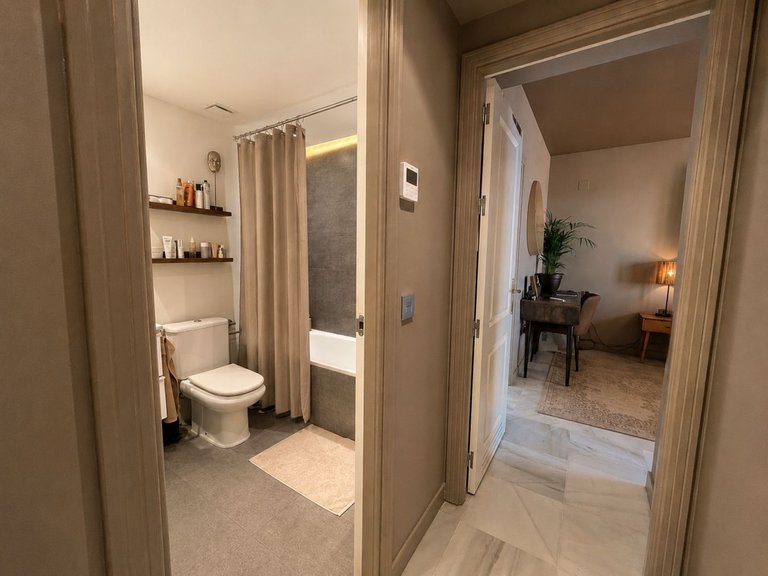 Apartment for Sale in Nueva Andalucía, Malaga 11
