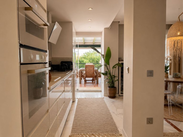 Apartment for Sale in Nueva Andalucía, Malaga 4