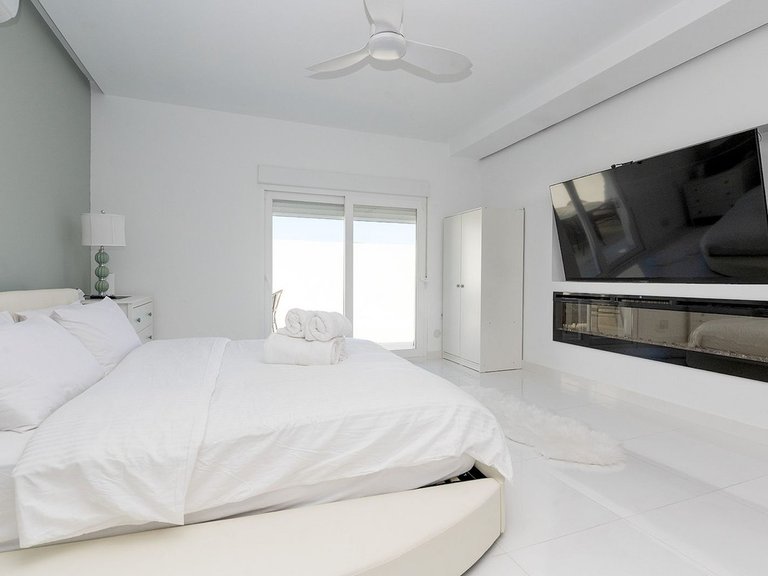 Villa for Sale in Benalmadena, Malaga 26