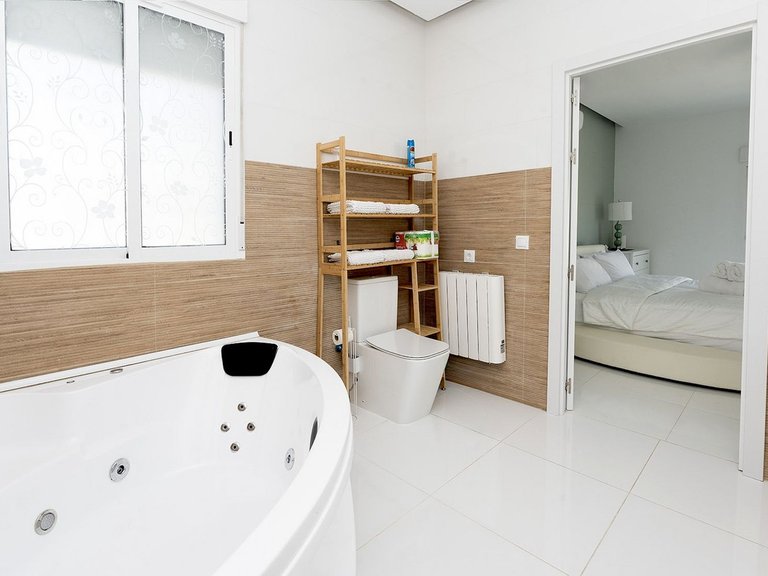 Villa for Sale in Benalmadena, Malaga 29