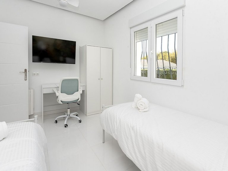 Villa for Sale in Benalmadena, Malaga 42