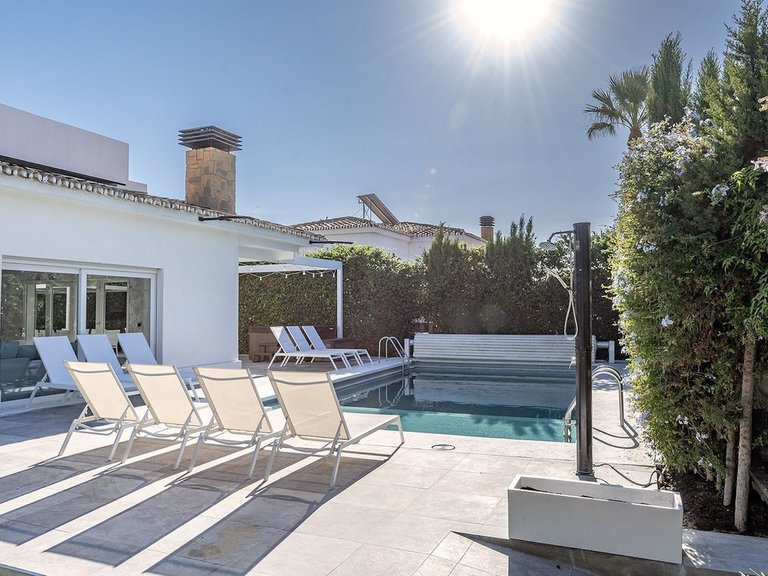 Villa for Sale in Benalmadena, Malaga 5