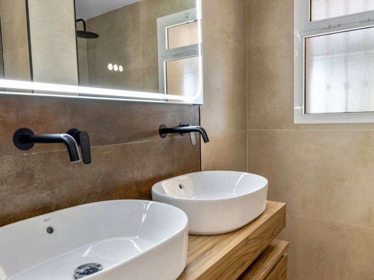 Apartment for Sale in Nueva Andalucía, Malaga 11