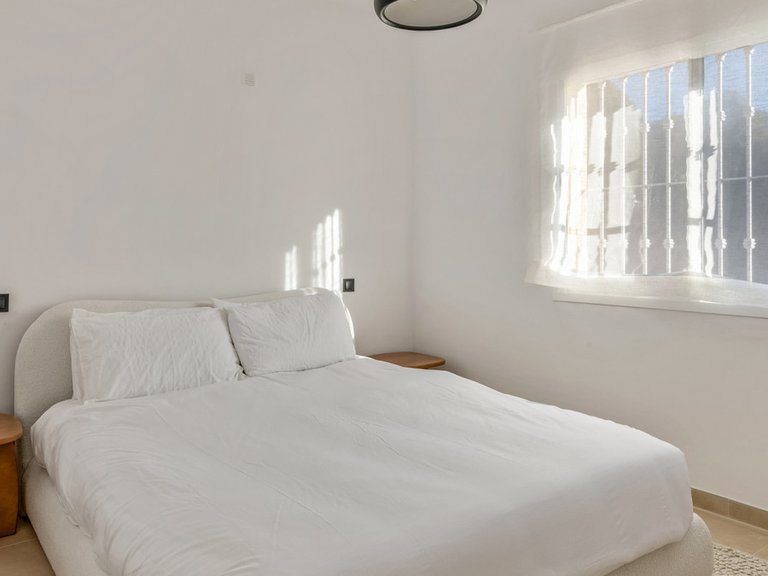 Apartment for Sale in Nueva Andalucía, Malaga 14