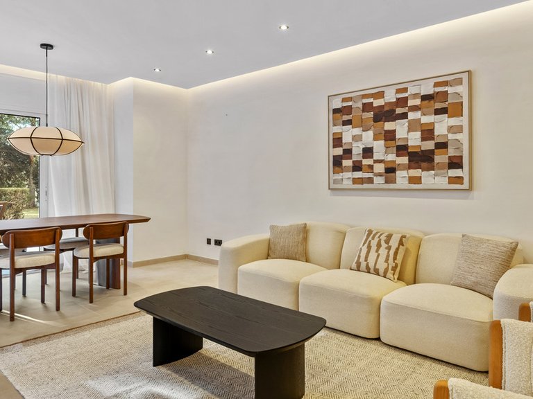 Apartment for Sale in Nueva Andalucía, Malaga 30