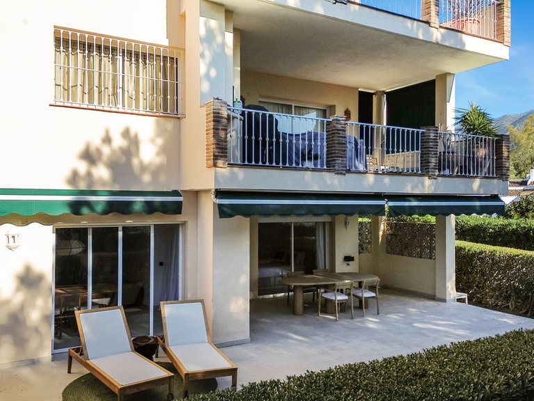 Apartment for Sale in Nueva Andalucía, Malaga 41