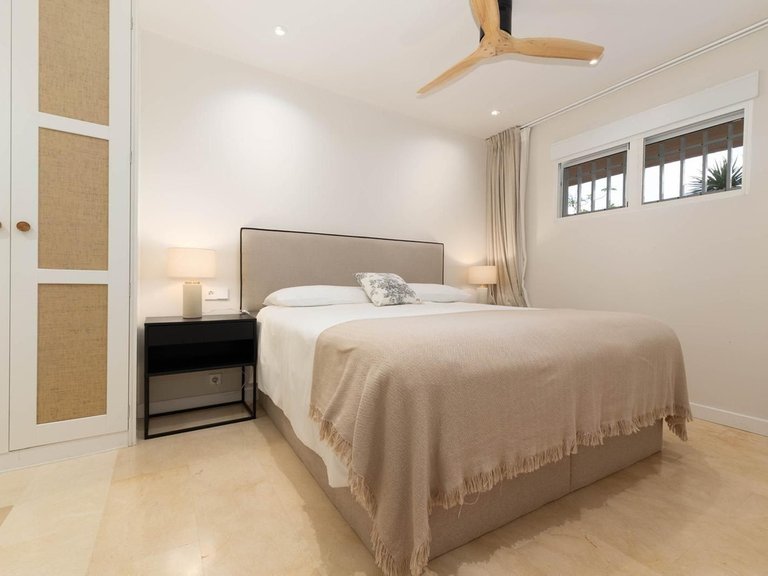 Apartment for Sale in Fuengirola, Malaga 12