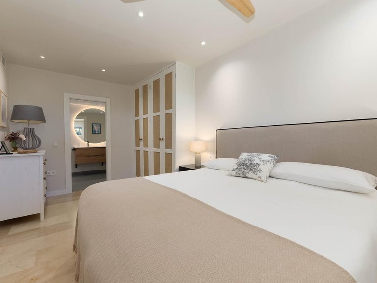 Apartment for Sale in Fuengirola, Malaga 14