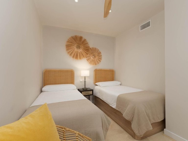 Apartment for Sale in Fuengirola, Malaga 18