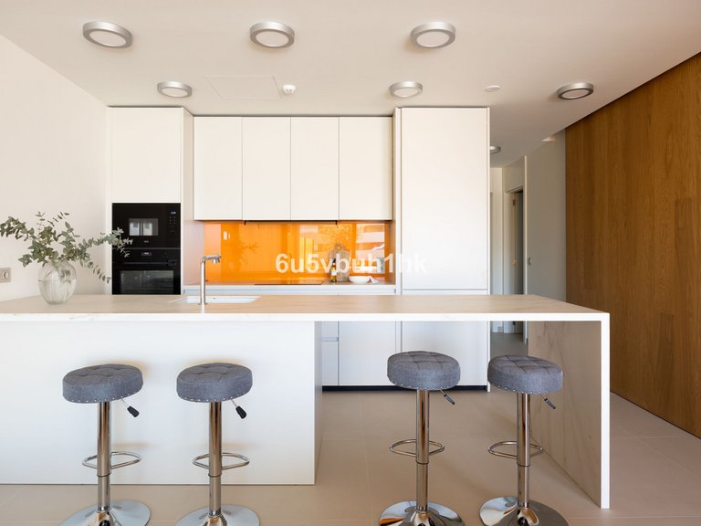 Apartment for Sale in Fuengirola, Malaga 16