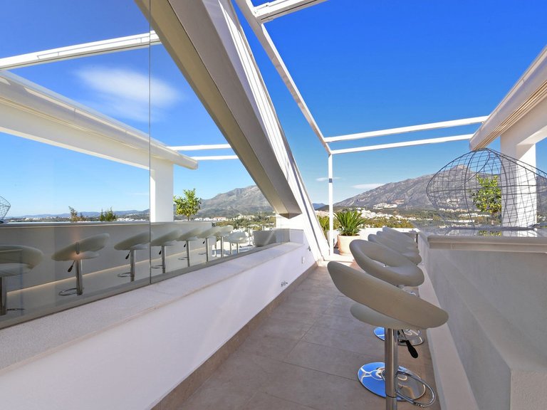 Villa for Sale in Nueva Andalucía, Malaga 39