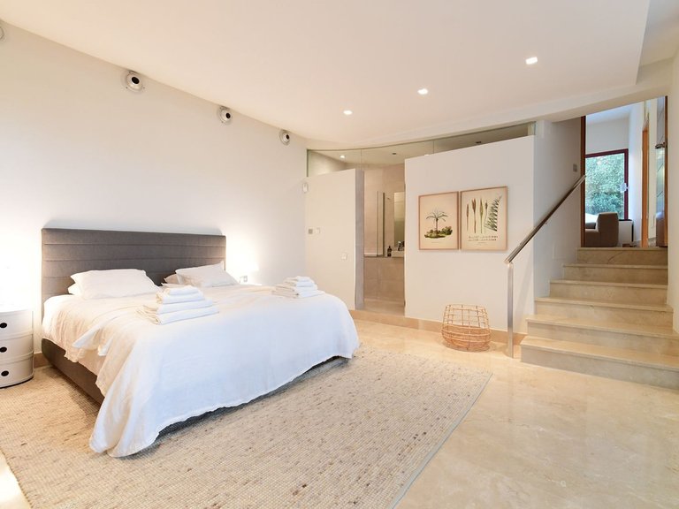 Villa for Sale in Nueva Andalucía, Malaga 40