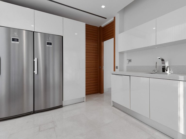 Villa for Sale in Nueva Andalucía, Malaga 48