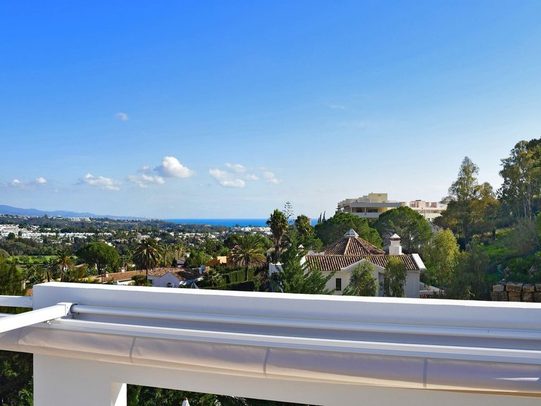 Villa for Sale in Nueva Andalucía, Malaga 51