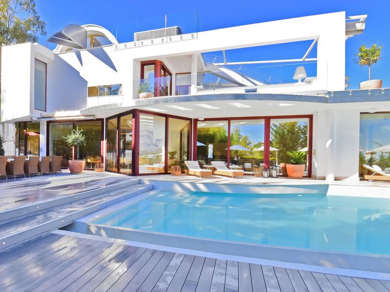 Villa for Sale in Nueva Andalucía, Malaga 56