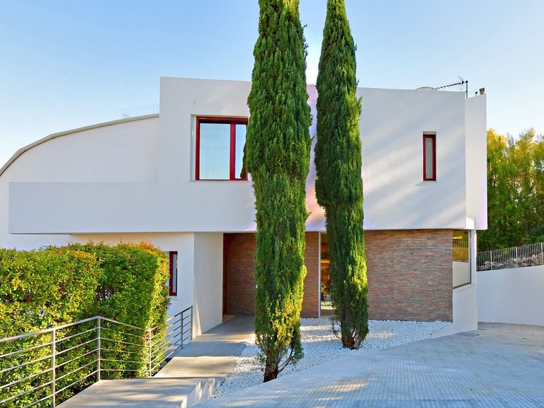 Villa for Sale in Nueva Andalucía, Malaga 64