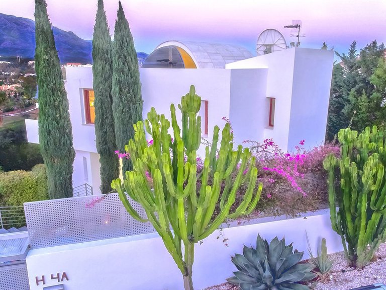 Villa for Sale in Nueva Andalucía, Malaga 76