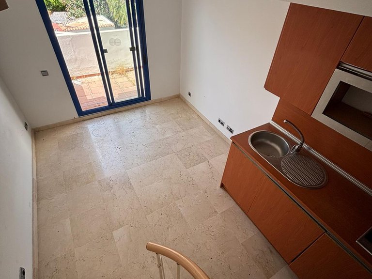 Apartment for Sale in Benalmadena Costa, Malaga 11