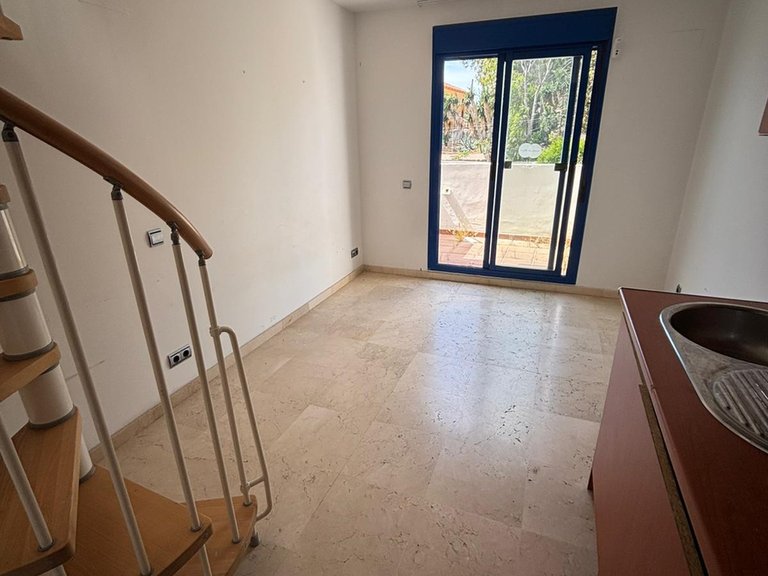 Apartment for Sale in Benalmadena Costa, Malaga 7
